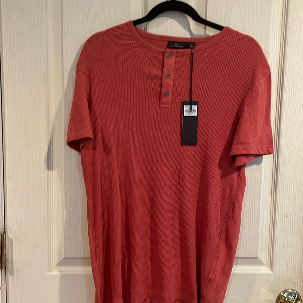 NWT Marc Anthony crew Tee light rust 3 buttons